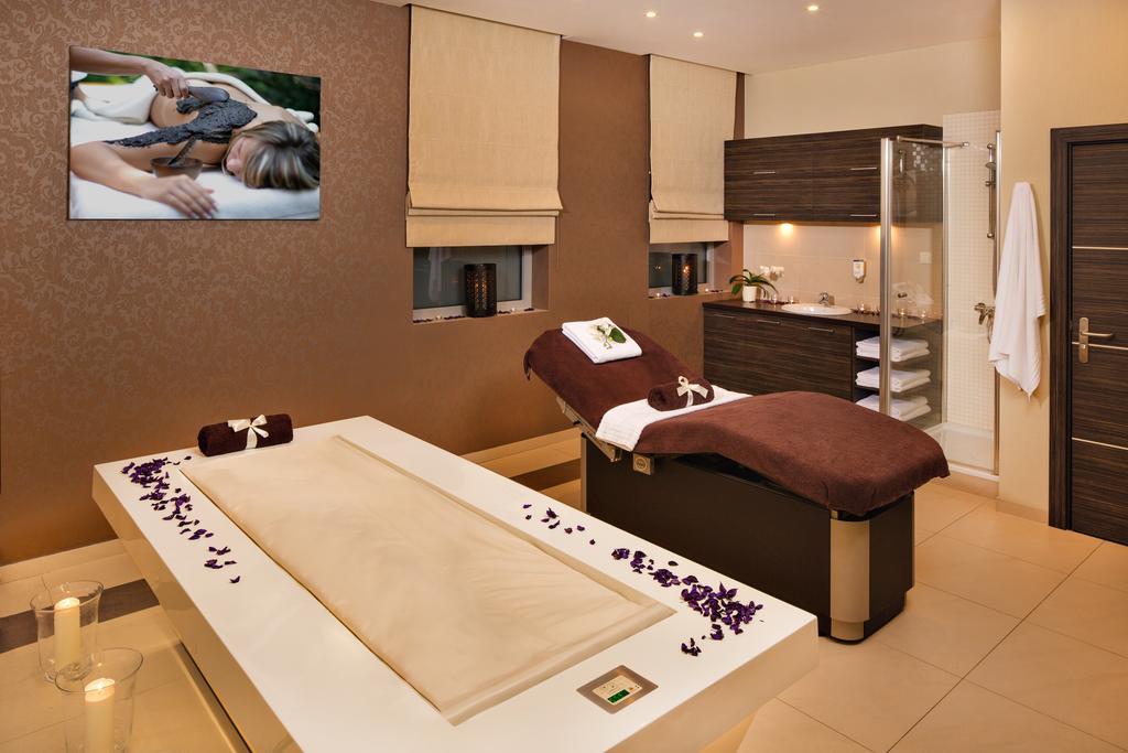 Z-hotel Business & 4*